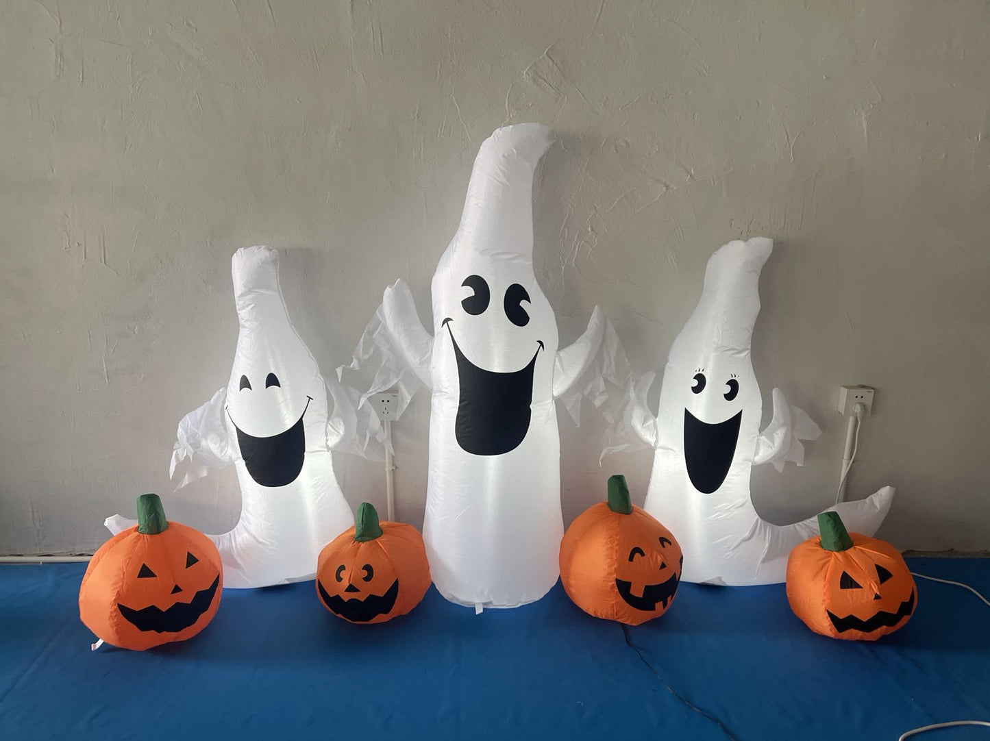 Halloween Inflatable Ghost With Pumpkin Slices Outdoor Holiday Decorations